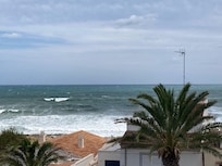 Blick aus dem Wohnzimmer und Schlafzimmer