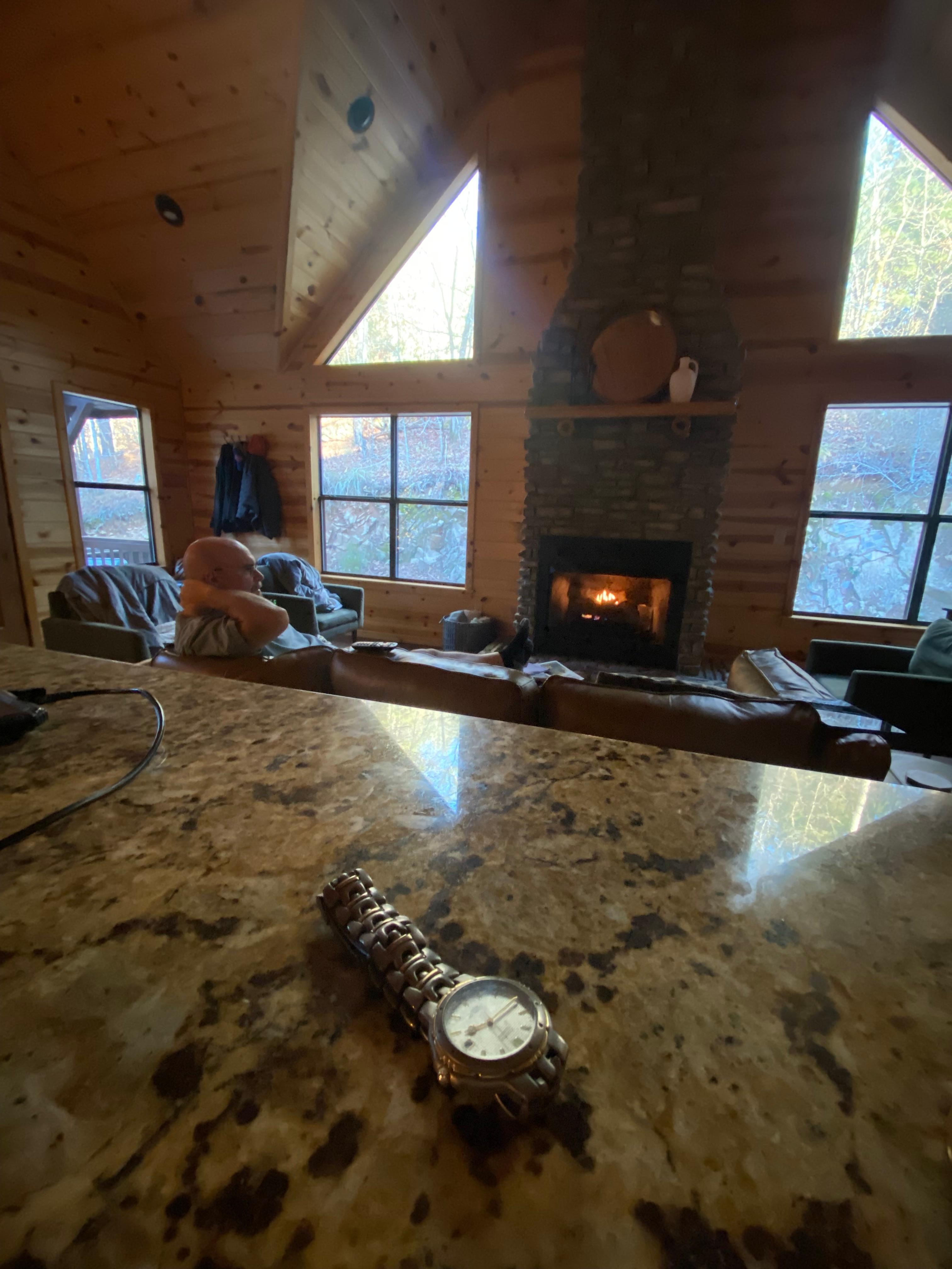 Awesome fireplace that put the heat out