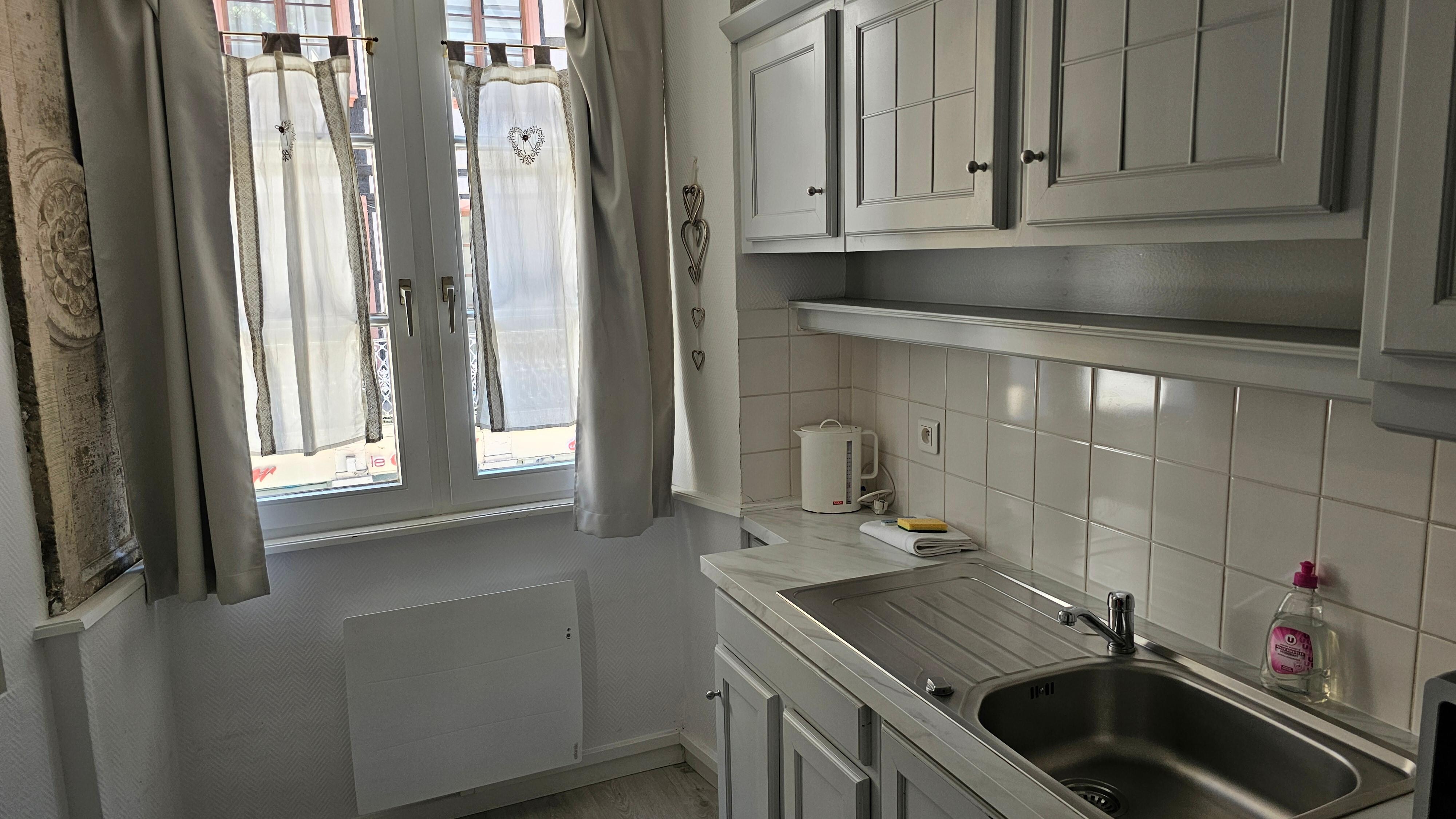 Kitchen left side