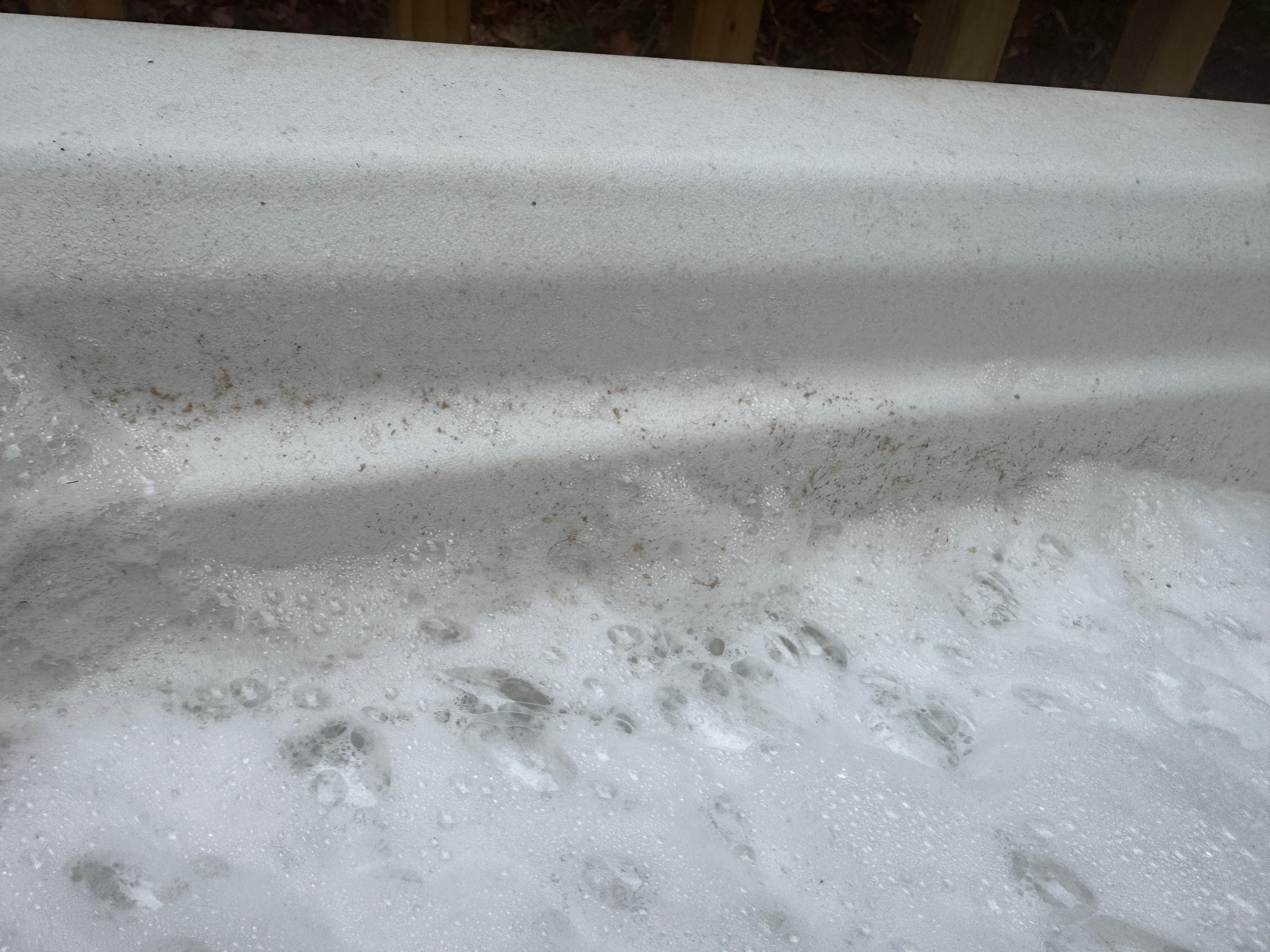 Hot tub was filthy and filled with multiple human hair balls and dirt. Also smelled horrible. 