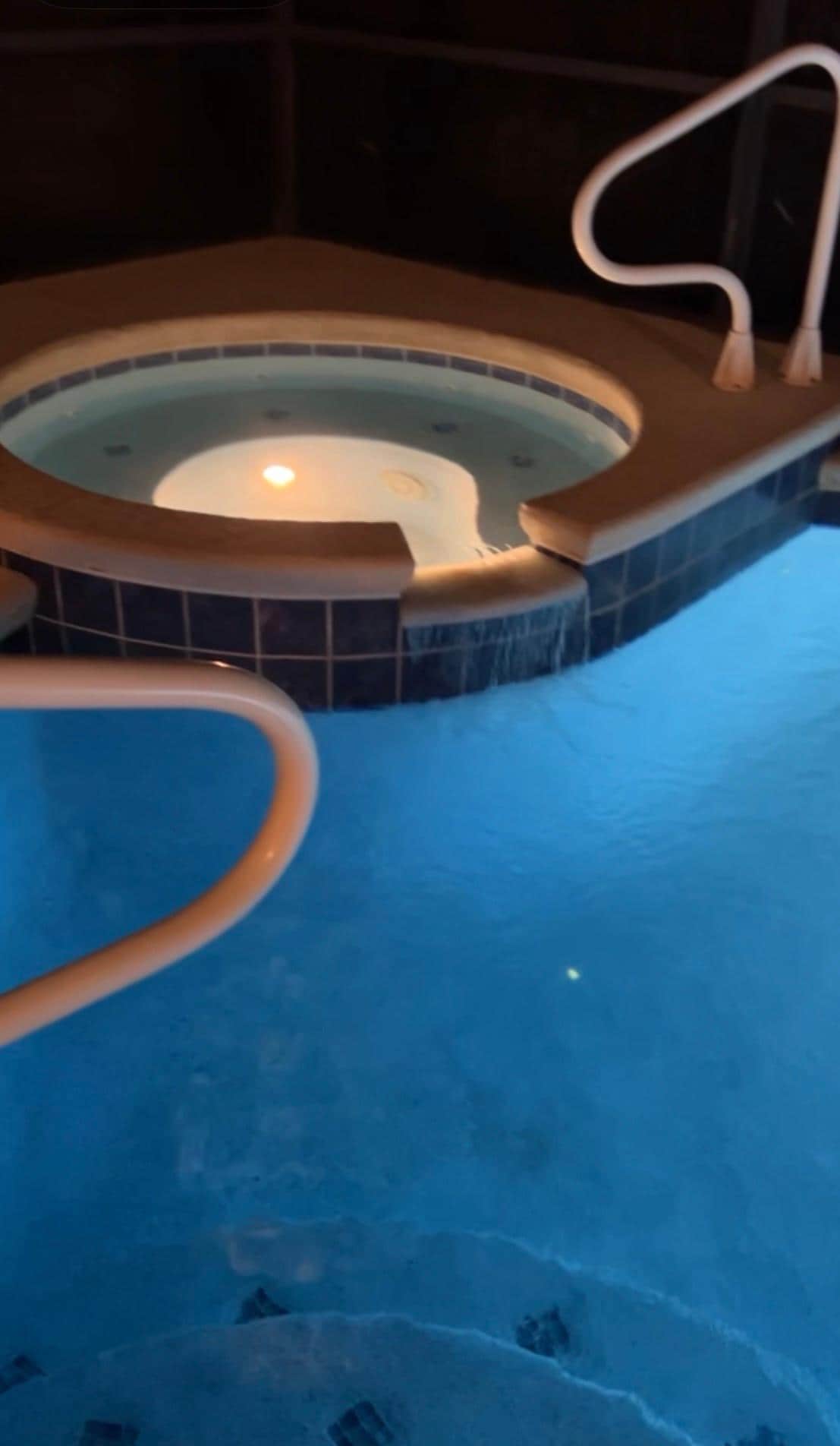 Pretty pool and hot tub. We got the heated and it felt so good. 