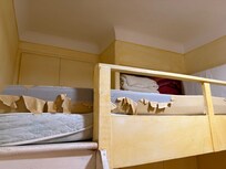 Unuseable loft and advertised 3rd bed