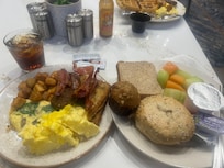 My delicious breakfast. 😋