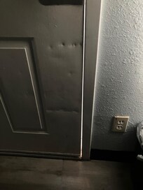 Nice gap in the door with ALL locking devices on