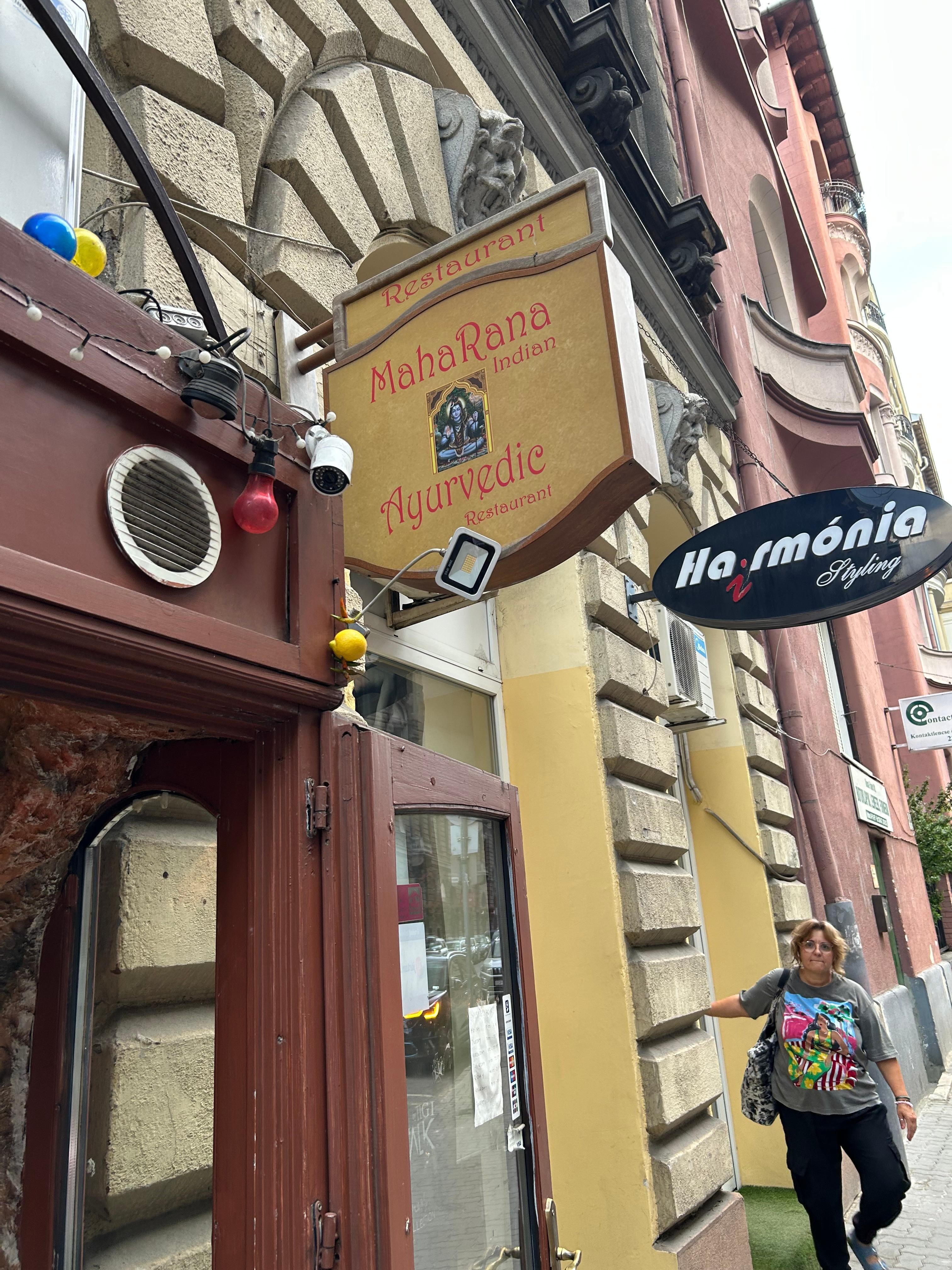 En flott restaurant. Rent og pent koselig plass og kose seg med god mat. Anbefales 