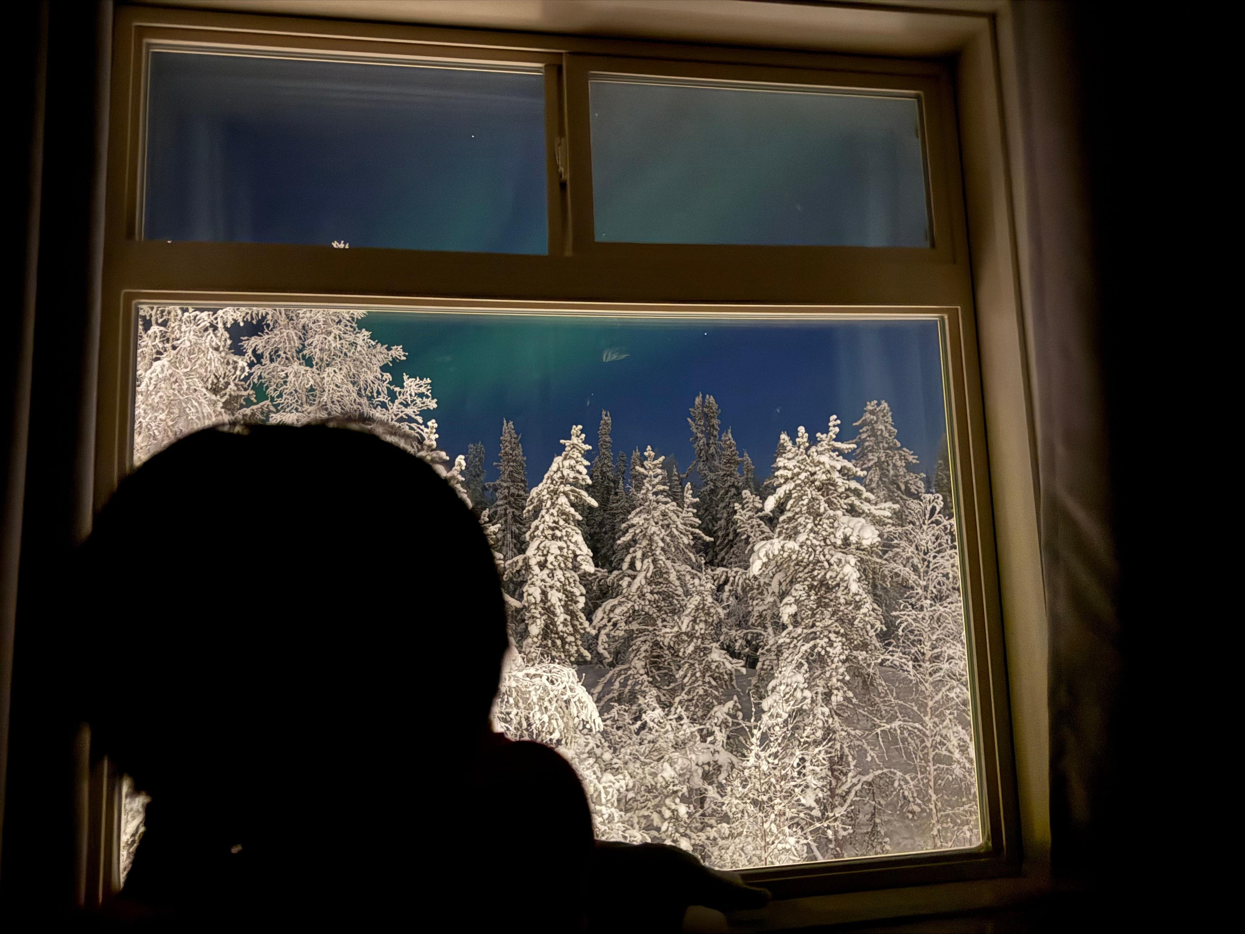 Saw Aurora light from the hotel window. 