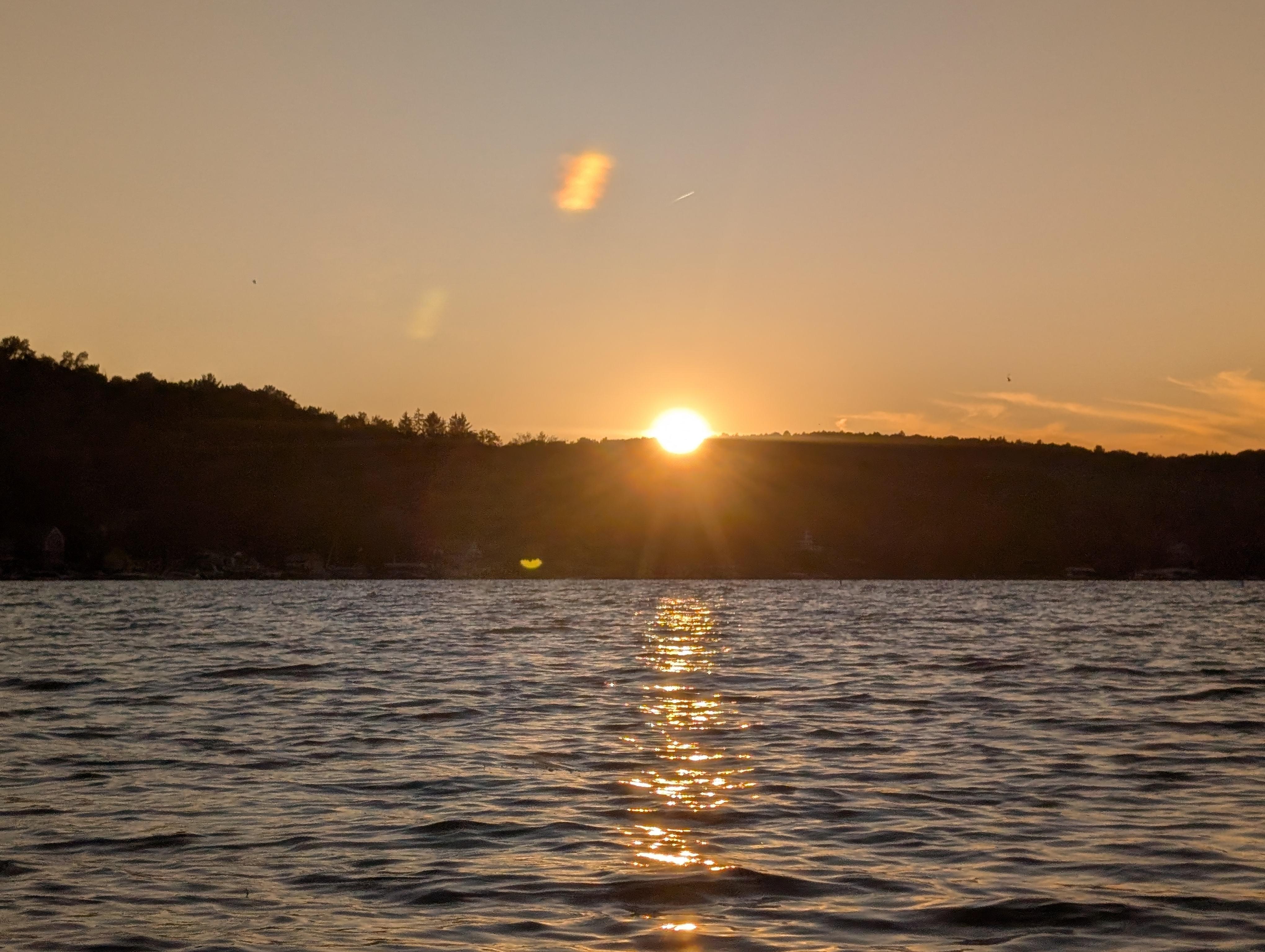 Sunset on the lake (via kayak)