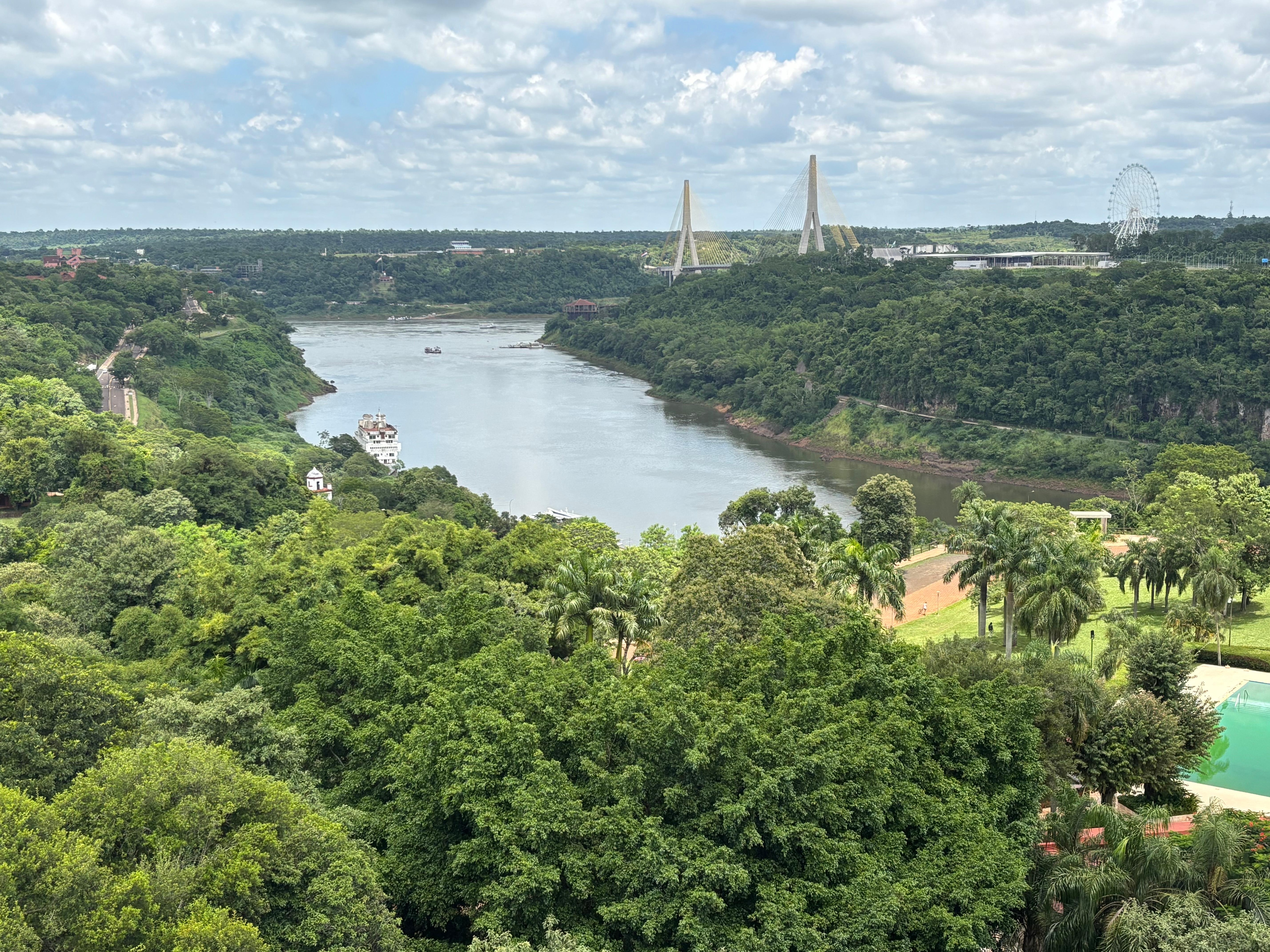  Rooftop view to three borders