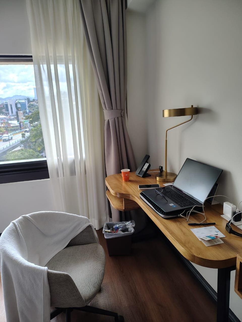 Room desk