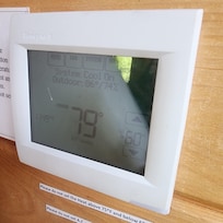 A/C on and set to 60 but 20 degrees hotter in the cabin