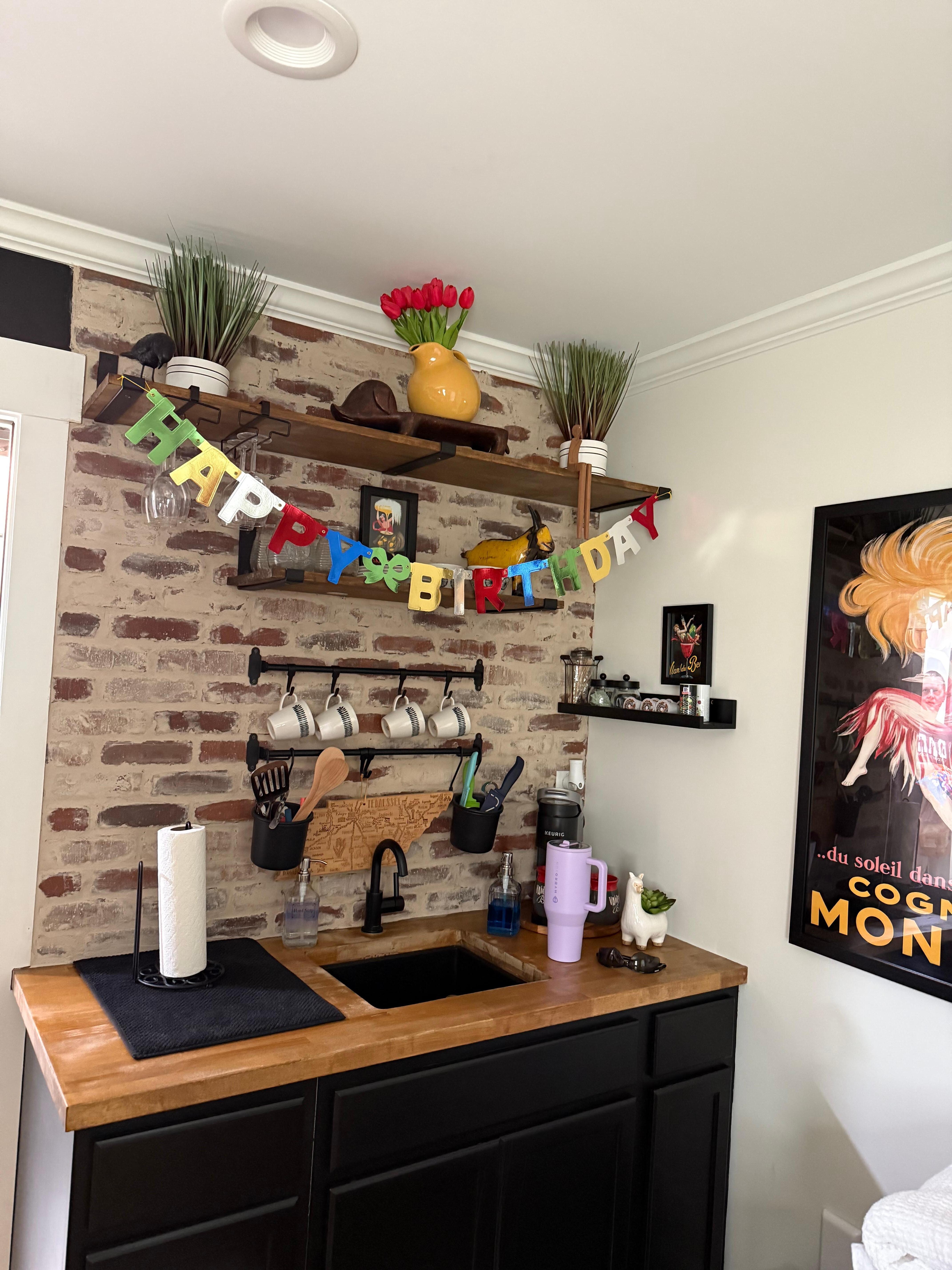 Such a special little touch that she did for my birthday. Happy little surprise when I walked in!!