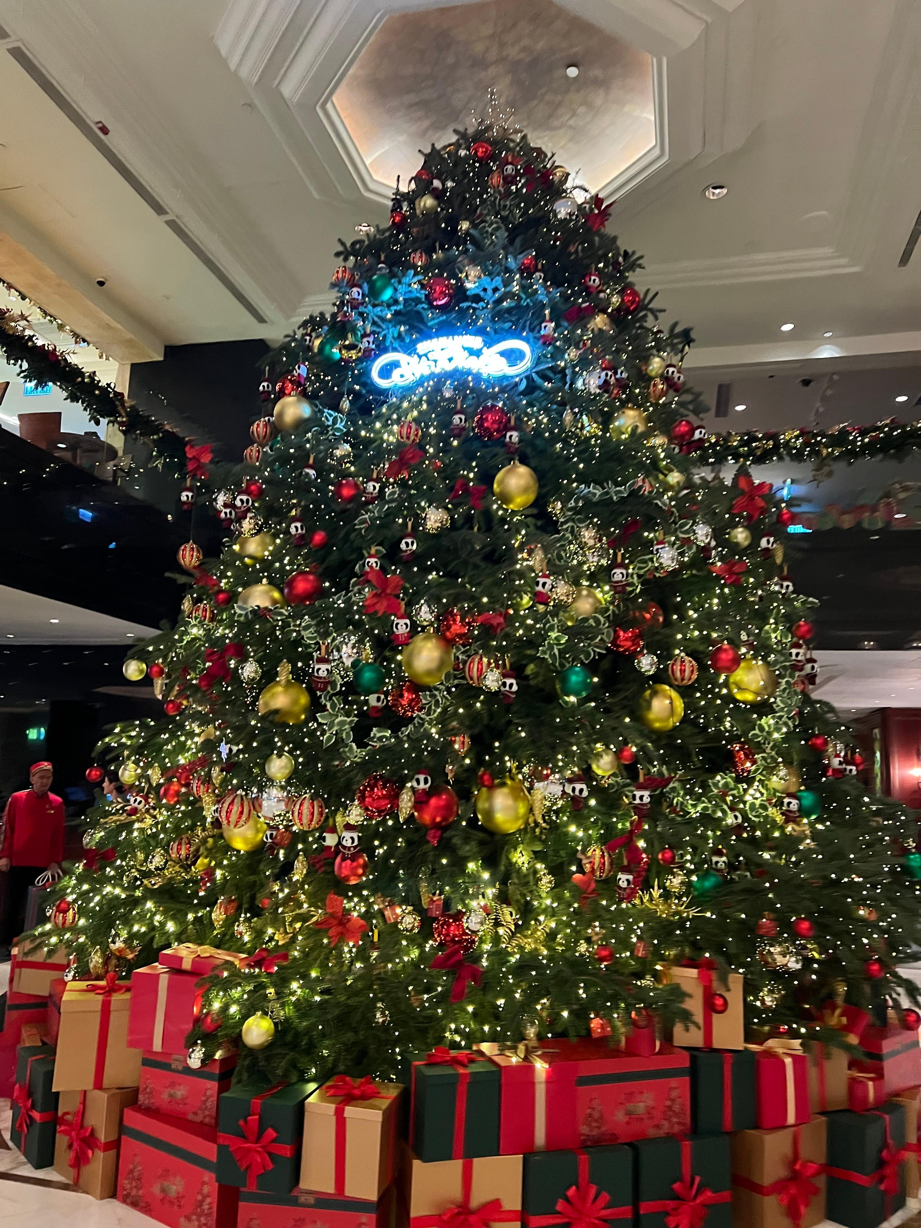 Giant Xmas tree in the entrance