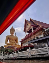 Boat ride on the canal!