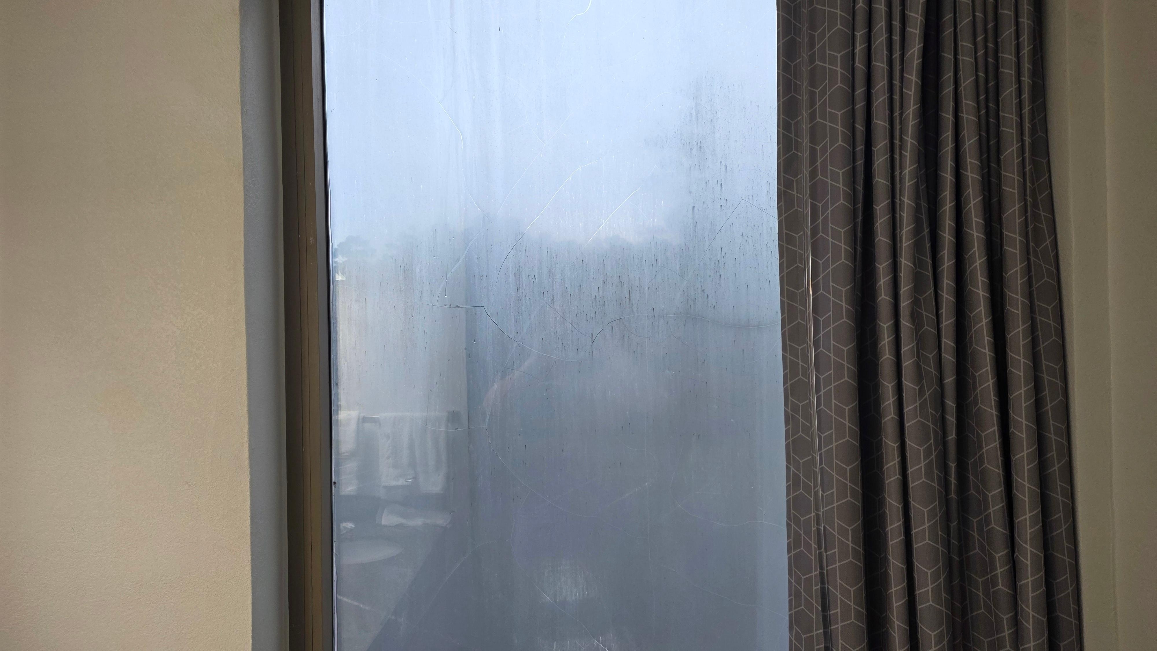 Window that can't be looked through 