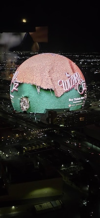 Sphere View Room