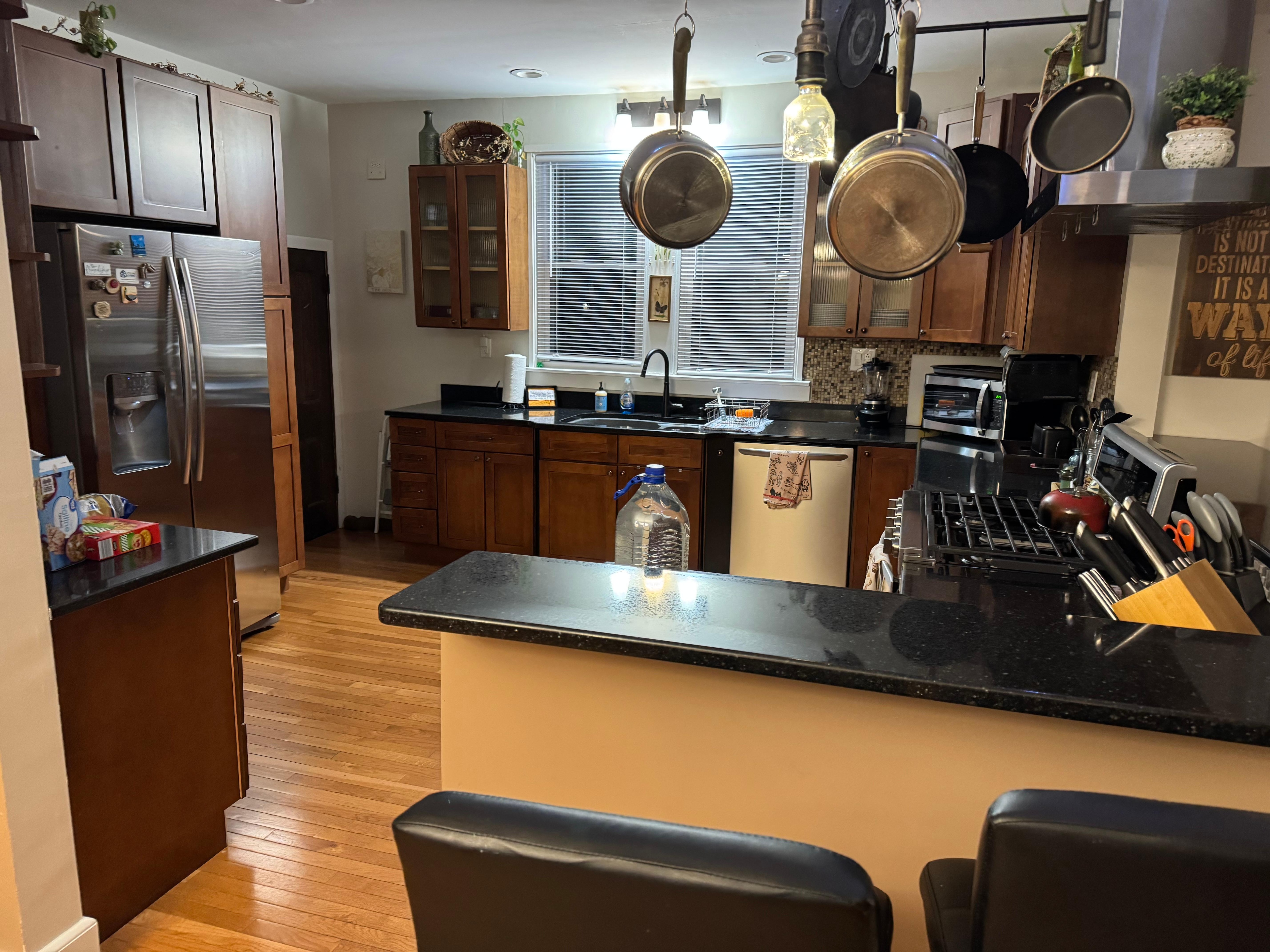 This kitchen is awesome to cook in 