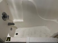 Shower was old and dirty worn in. Half clean at best