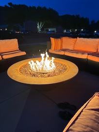 Fire pit