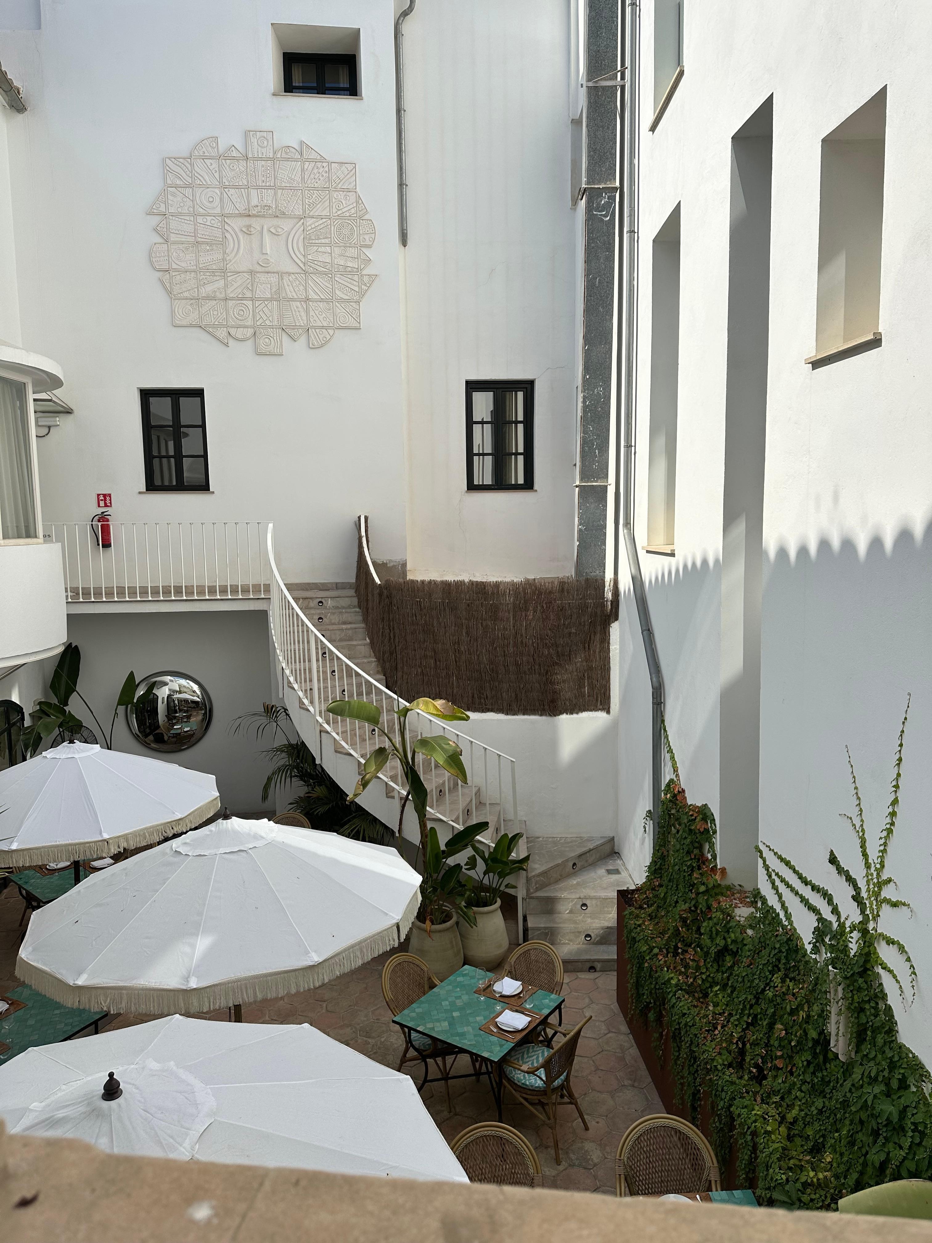 Beatnik patio
