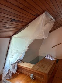 Plastic containing the bat while waiting for exterminator