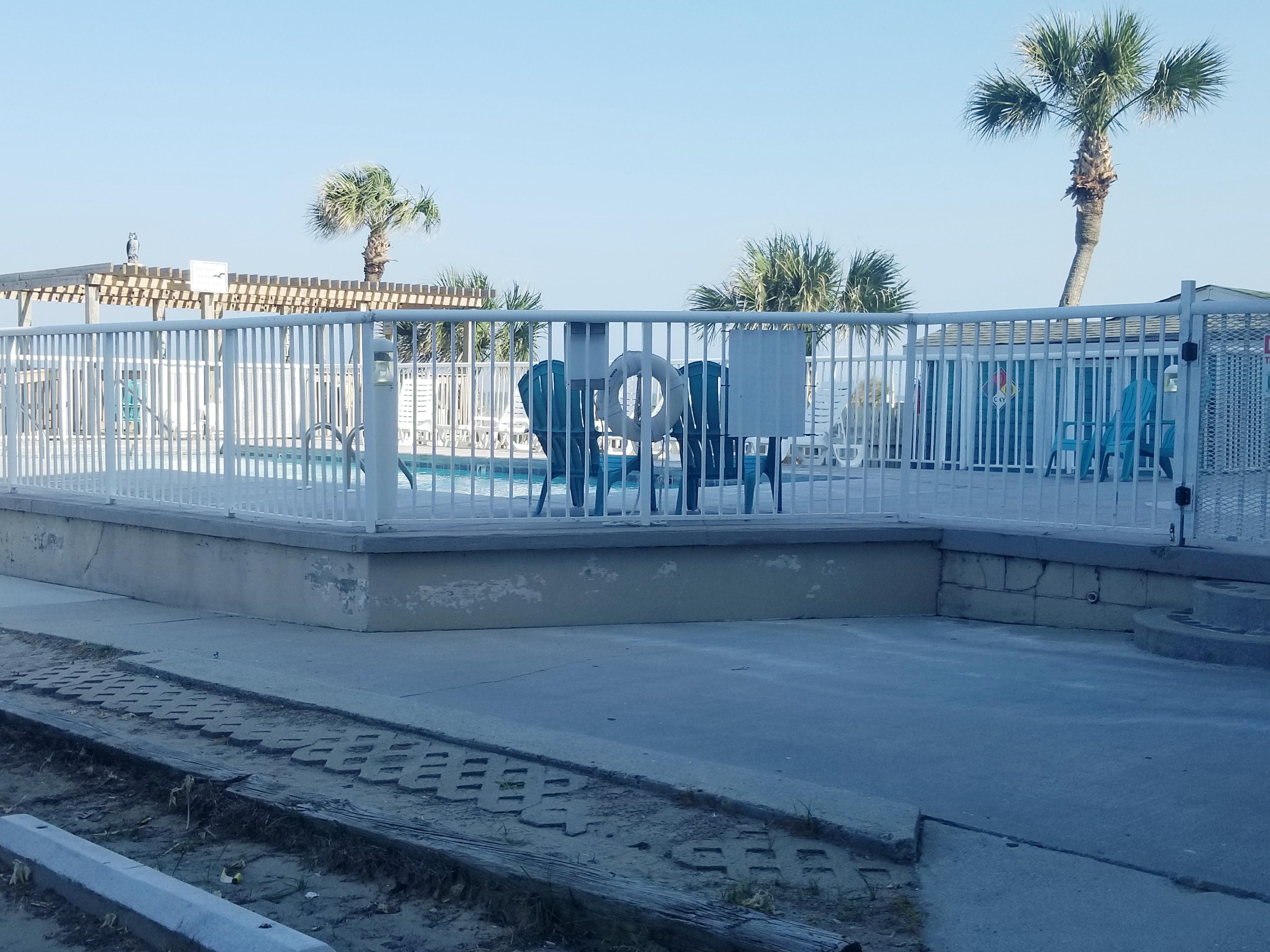 Beautiful and well kept pool