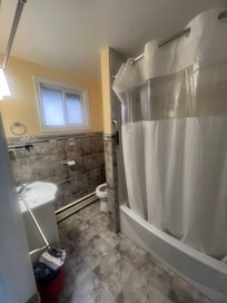 Good shower and tub, toilet worked great! Towels desperately need to be updated, bring your own towels for bathing.
