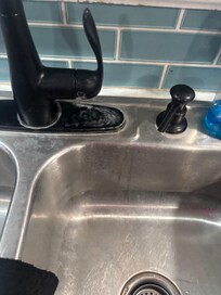 Dirty kitchen sink