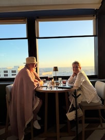 The M Bar to see the sunset