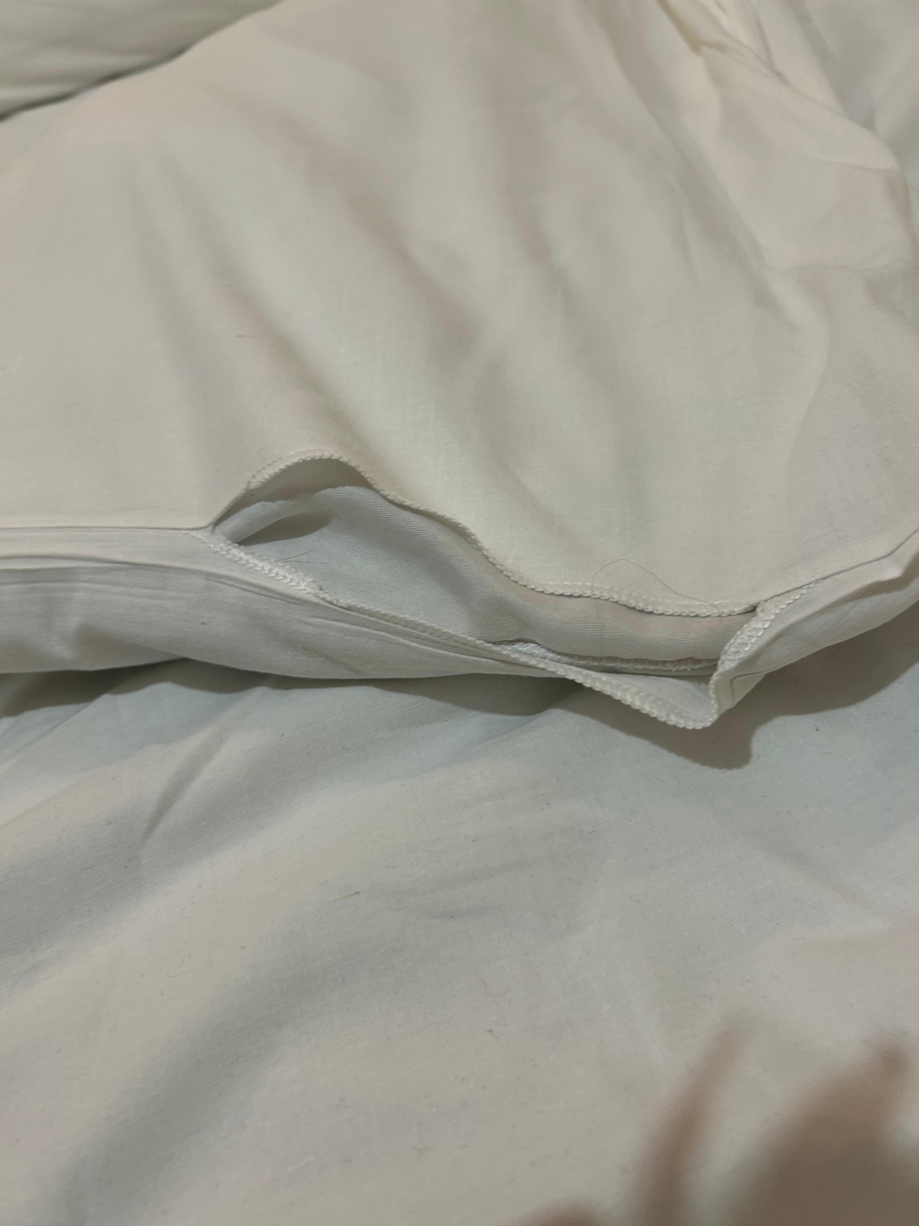 Quilt only 1” thick in an unheated room with single glazing and the temperature was -2 outside. The room had no thermostats or anything to turn the rad on with as they had been removed