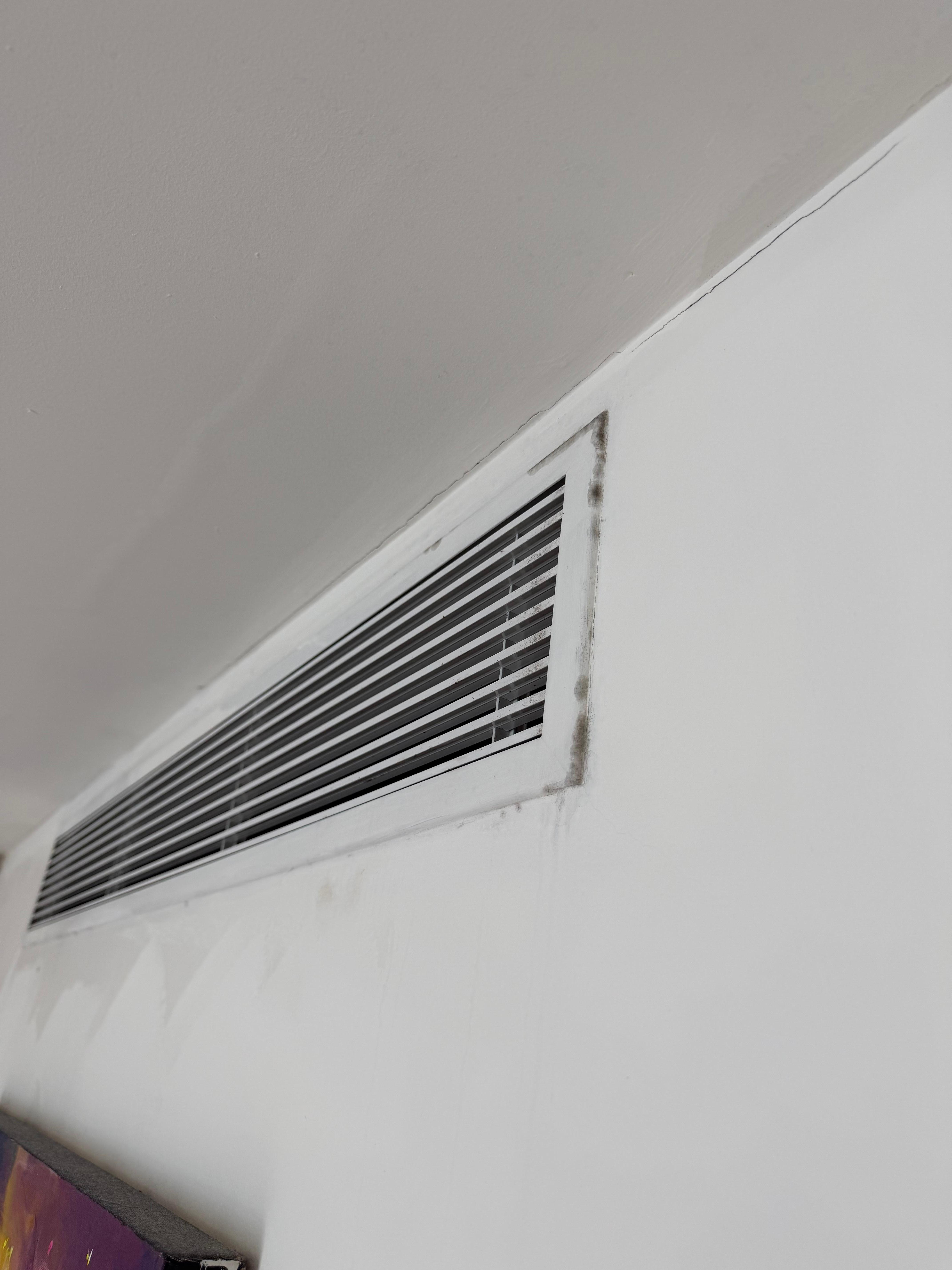 Not clean and cigarette smoking smell