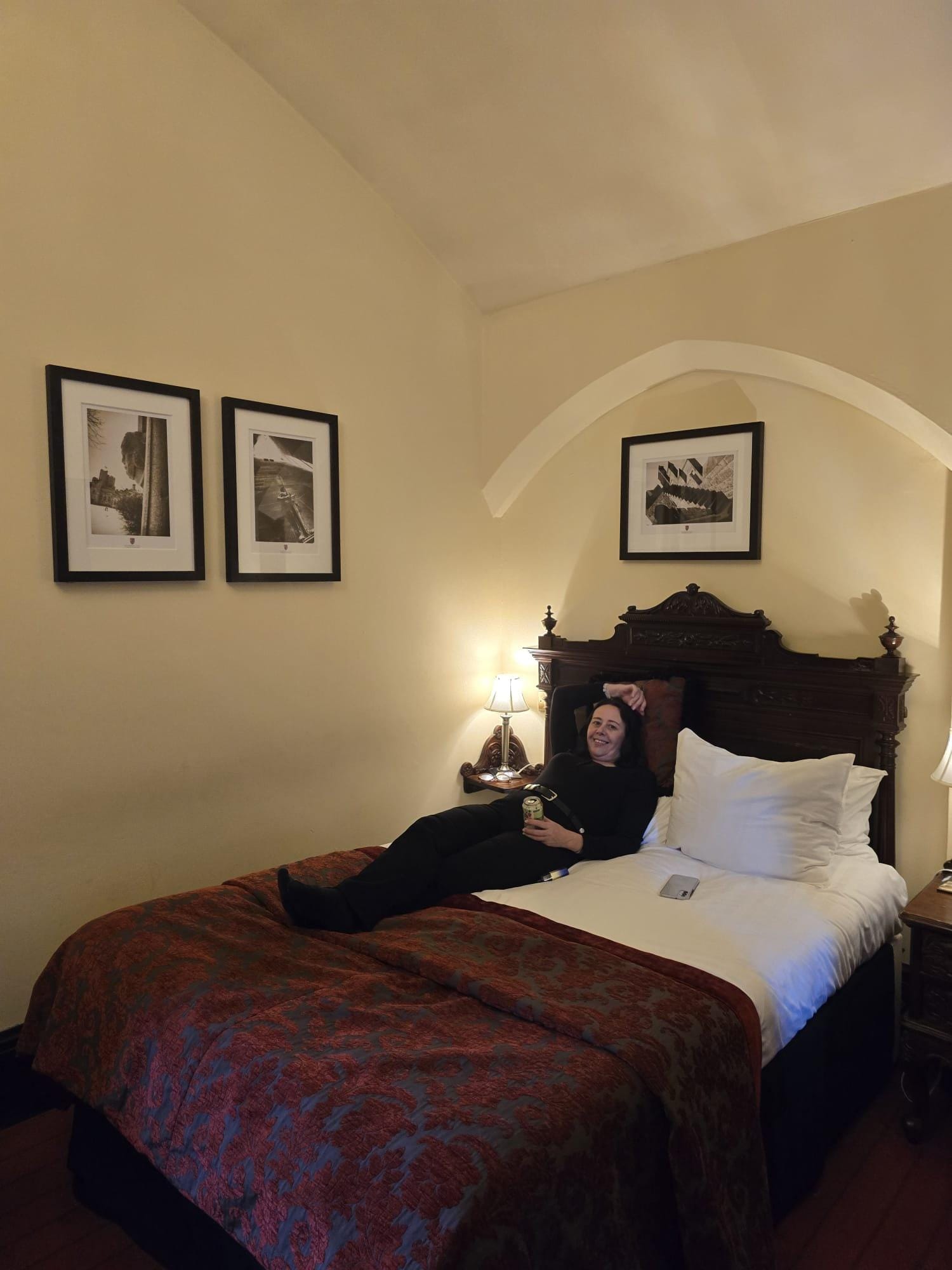 Very tired fixtures shabby  and broken furniture but the bedding was good quality and clean bathroom needed a good clean and up date 