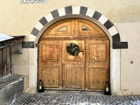 Gepflegte, alte Haustüre