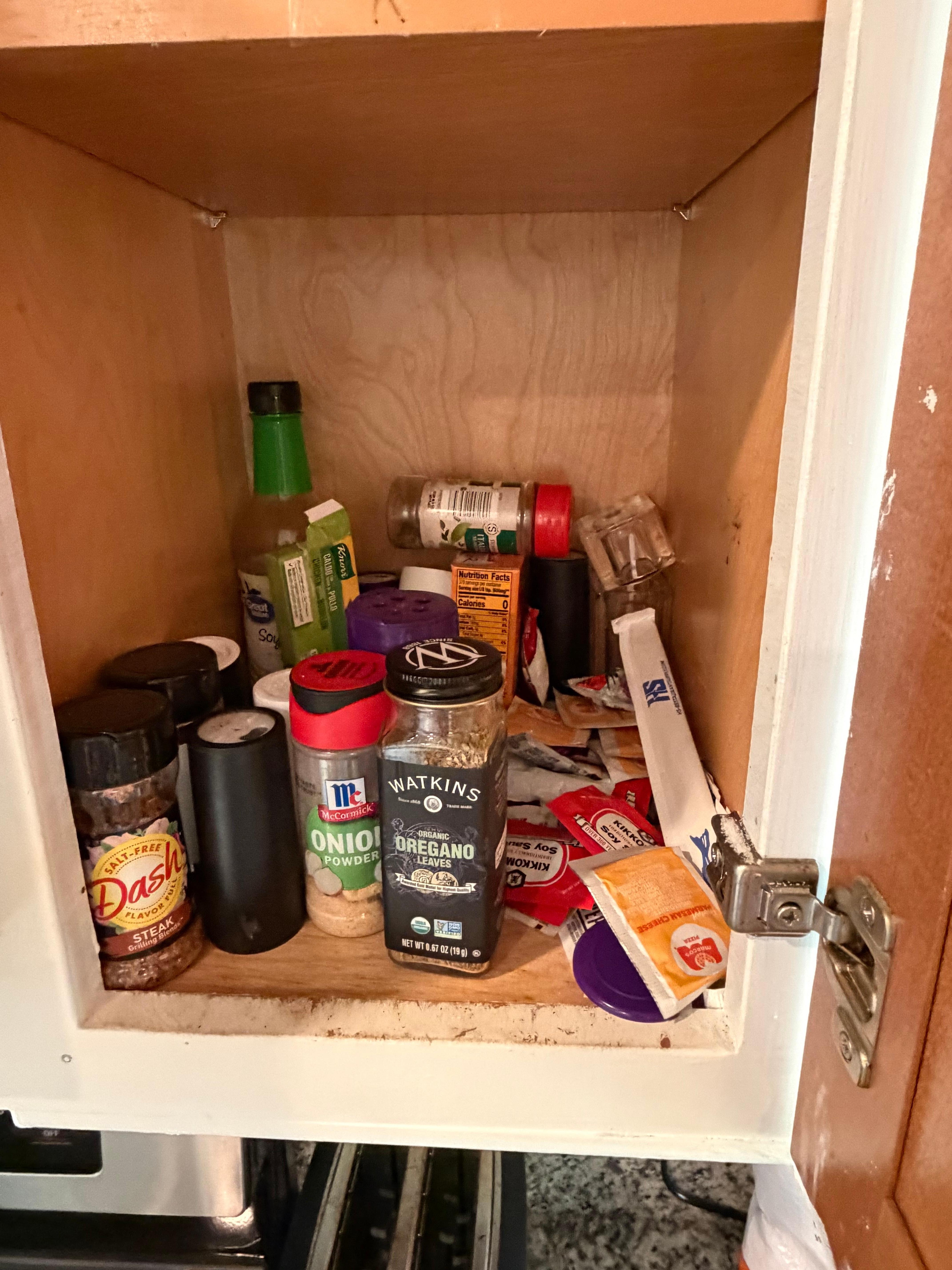 Kitchen cupboard