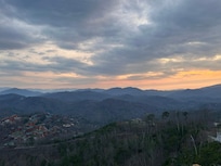 2 minute walk to this view.