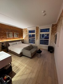 King bed