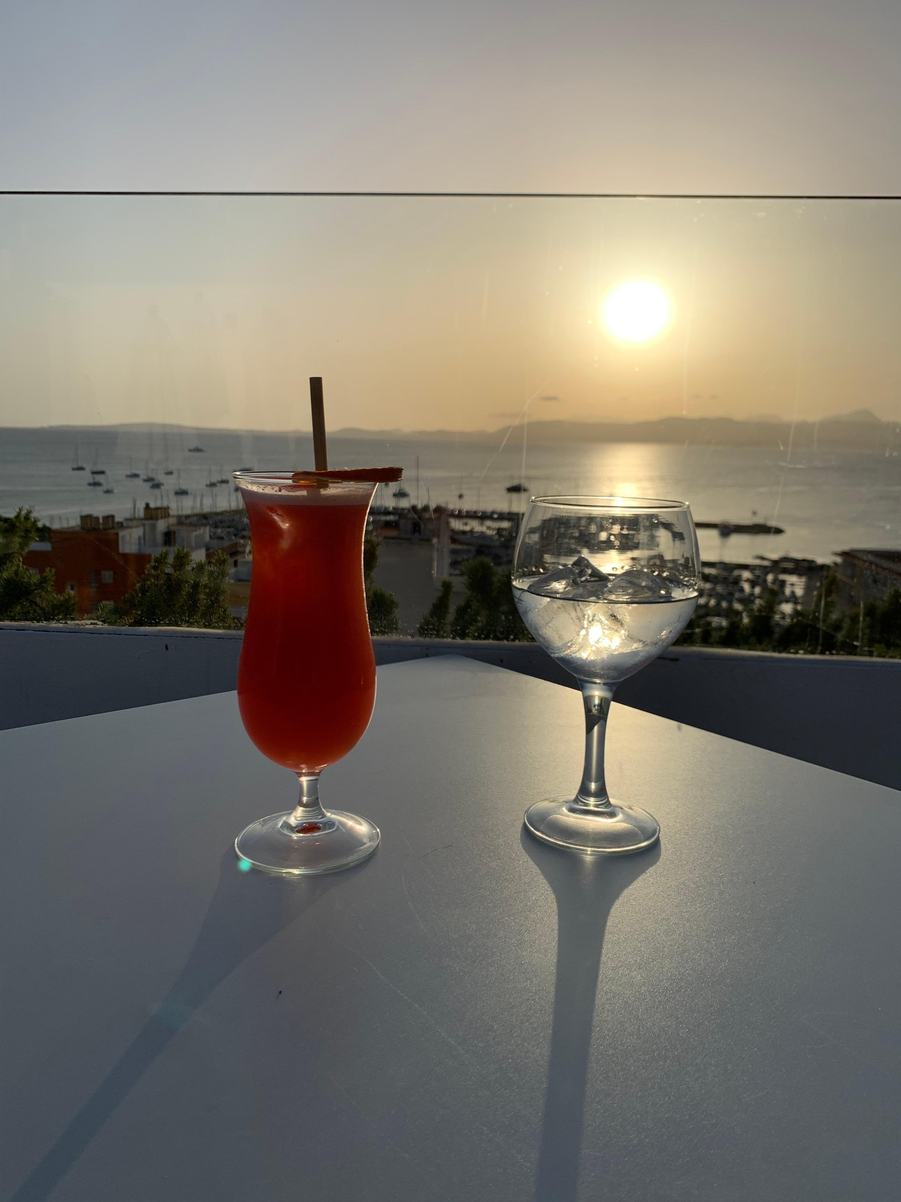 Vue imprenable du Sky bar au 10 eme étage 