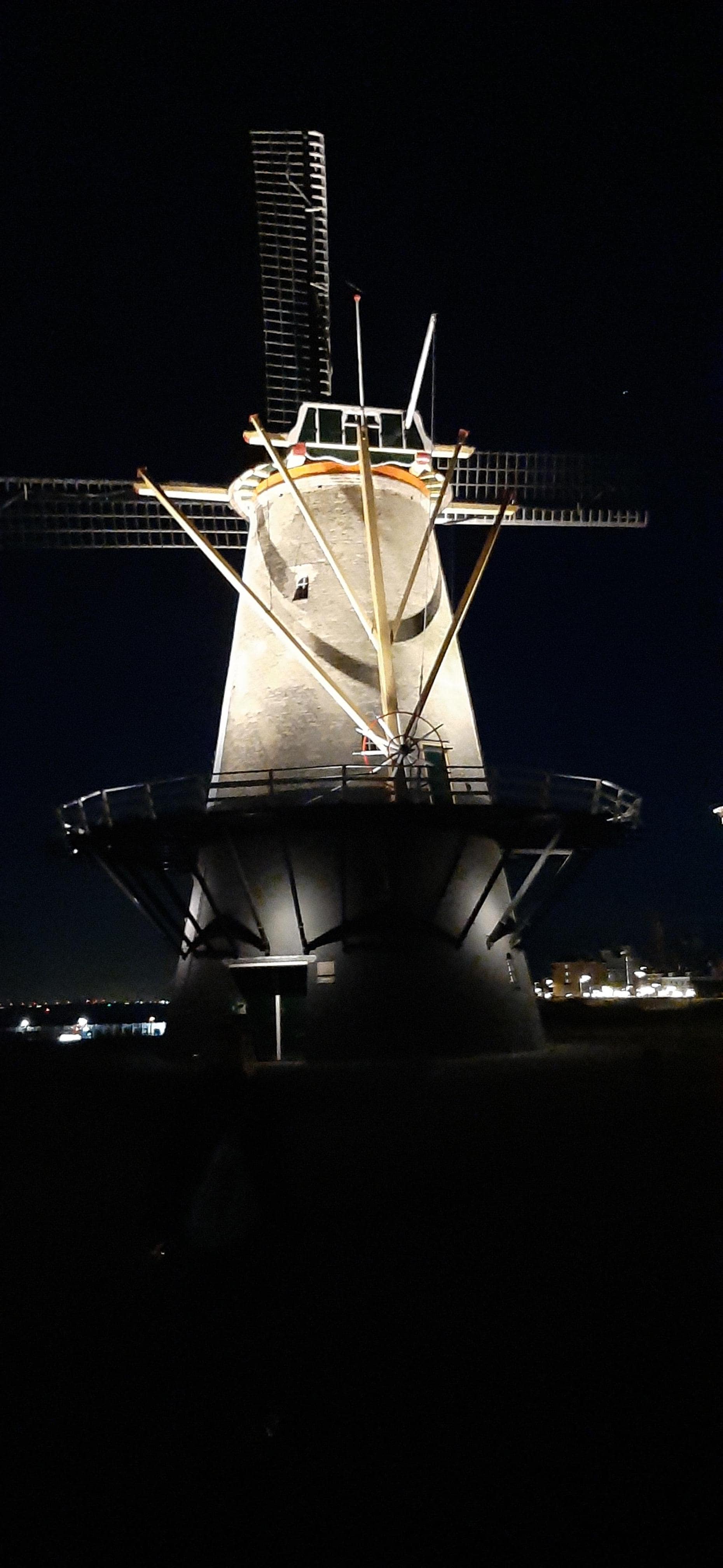 Am Deich,weg zum Parkplatz 