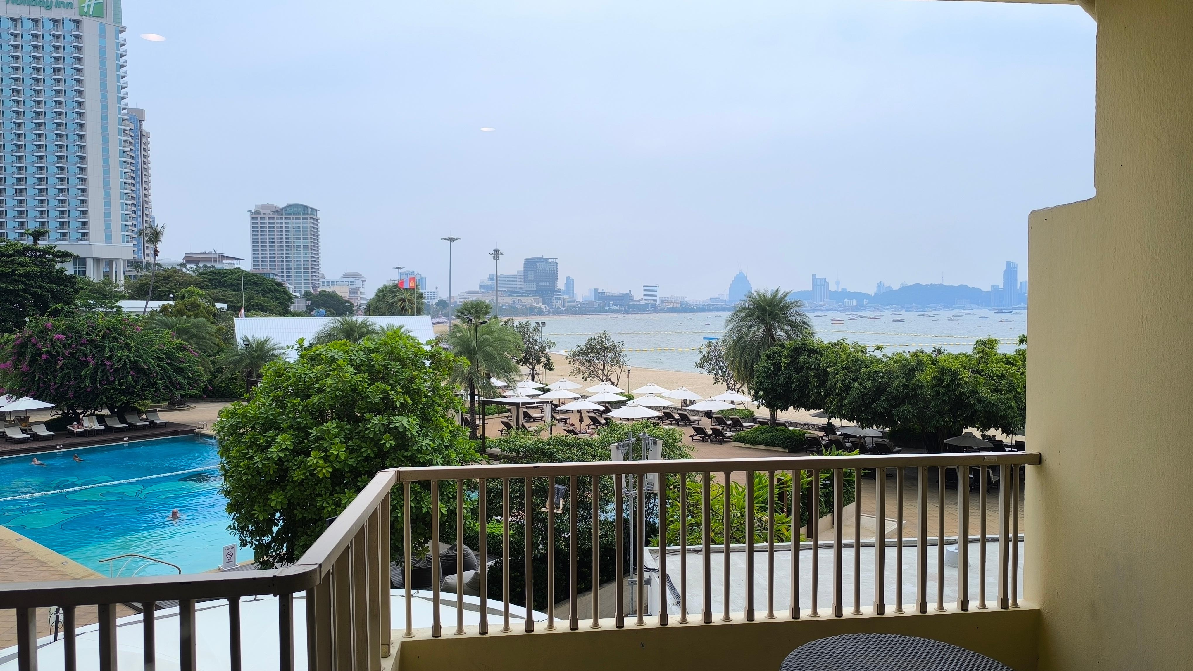 Blick vom Zimmer, 3. von 8 Stöcken