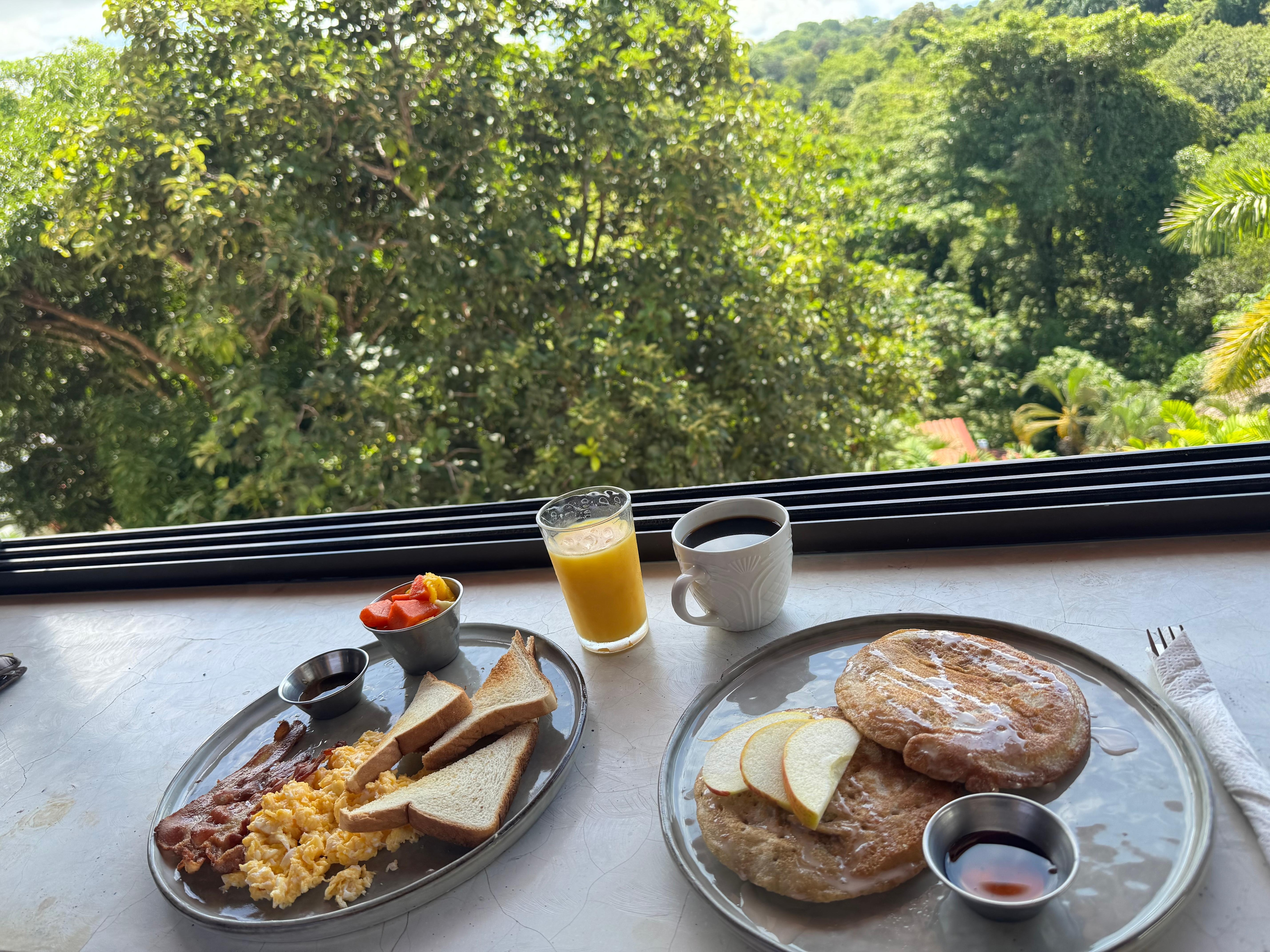 Delicioso breakfast and restaurant 