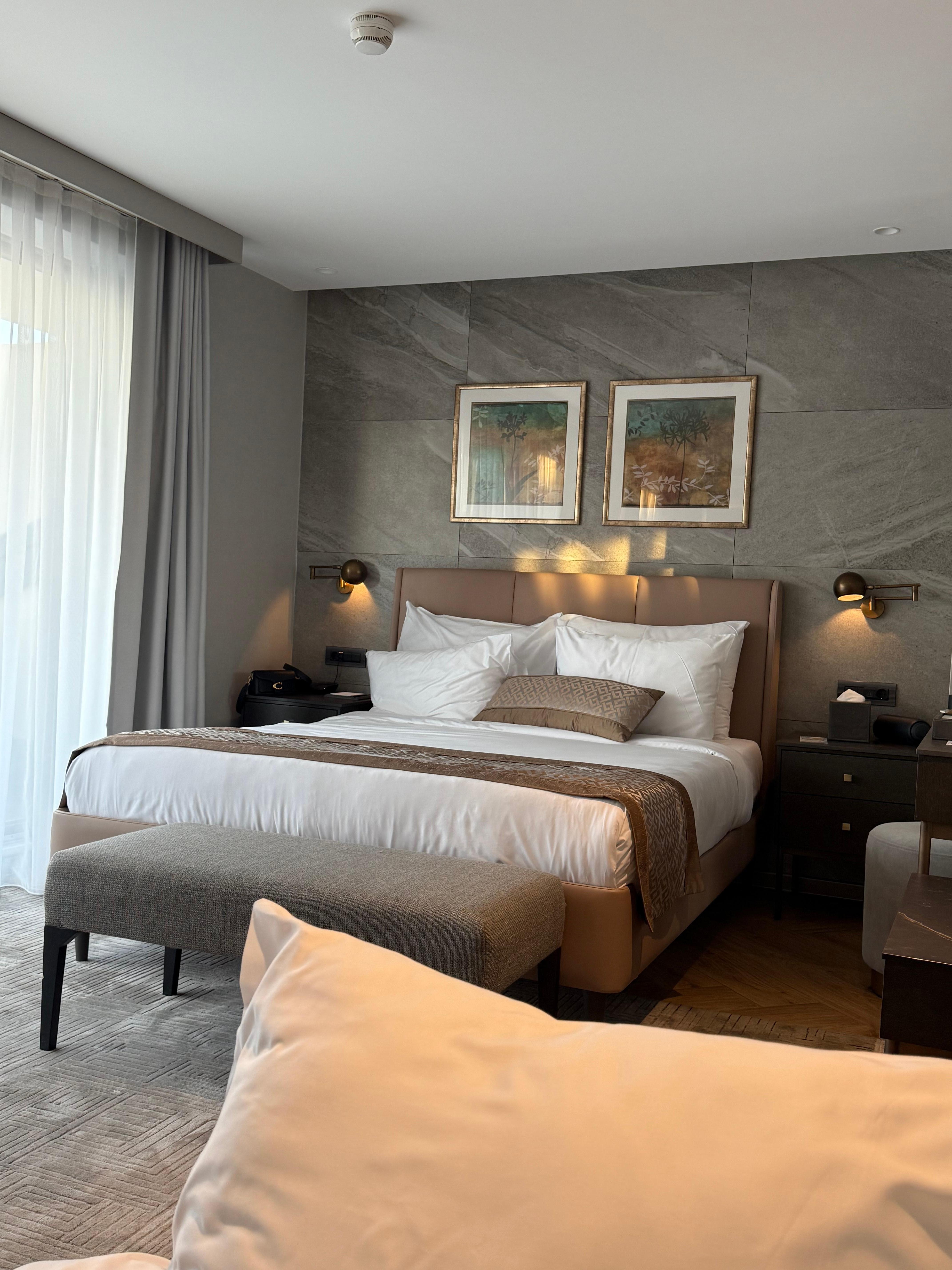 Blue Mosque Suite, Lovely room, beautiful decor, spacious, well thought out to easily accommodate 4 people, perfect in every way.