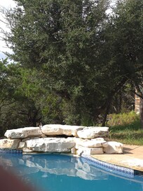 Pool waterfall