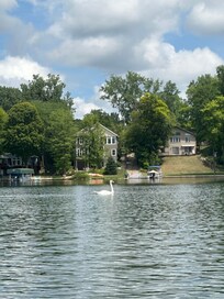 The Sean family that calls the lake home.