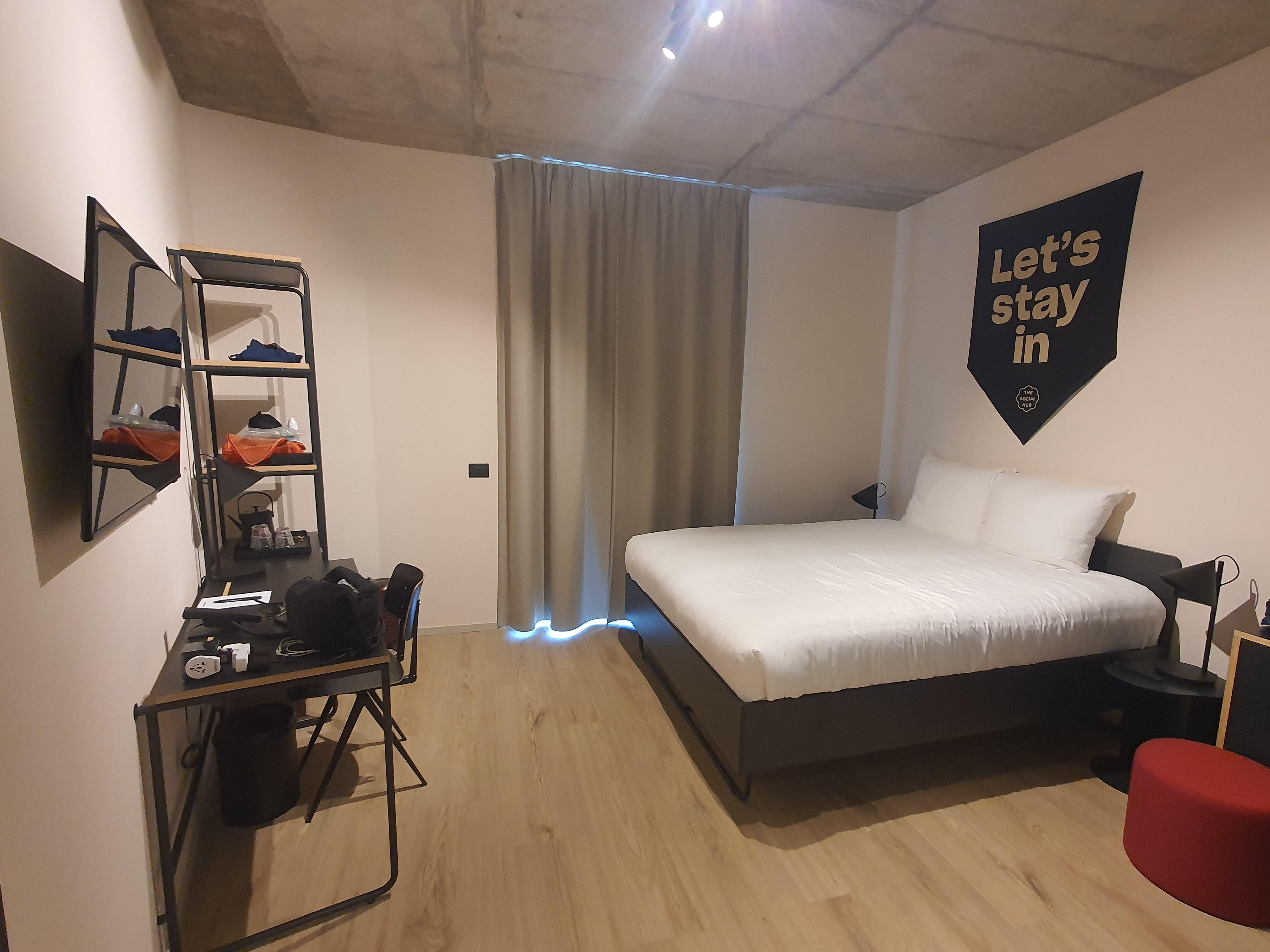 部屋内部