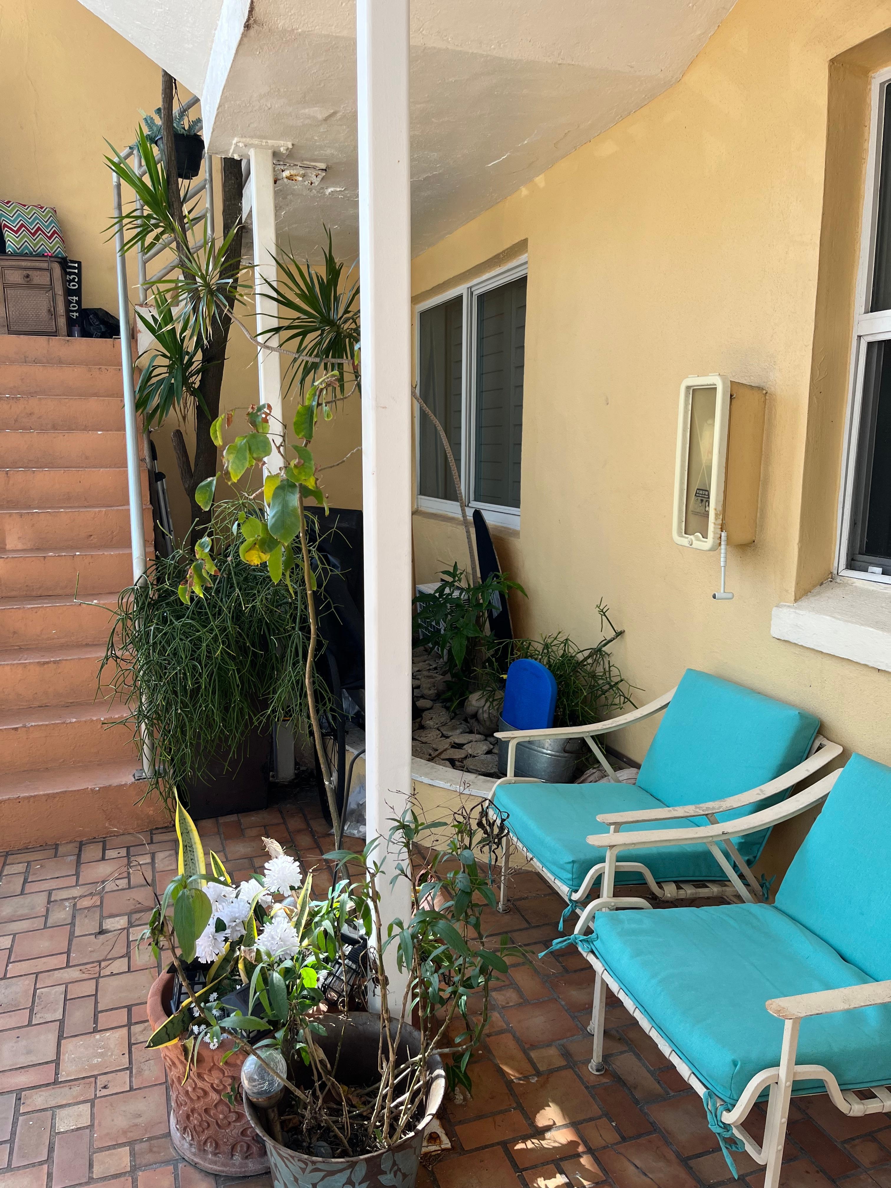 approach to the condo