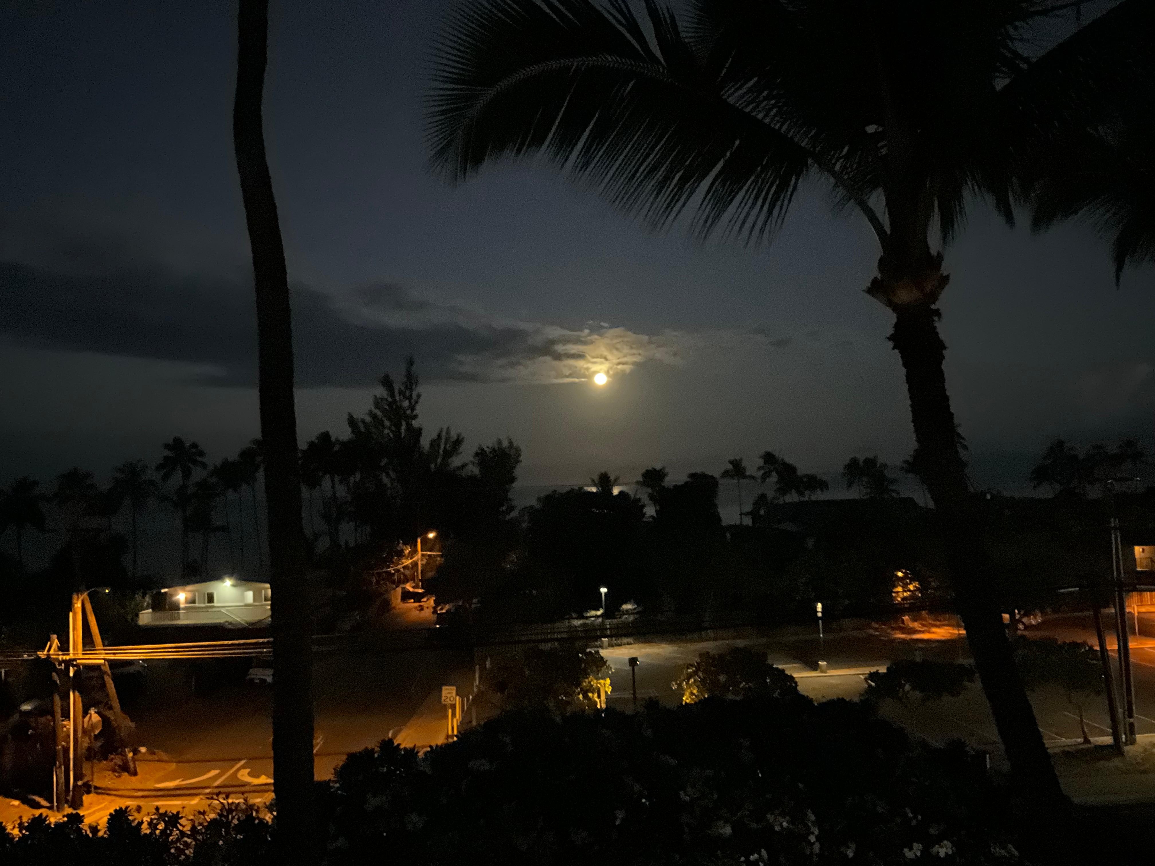 Another beautiful morning with the full moon setting just before sunrise in Kihei. 