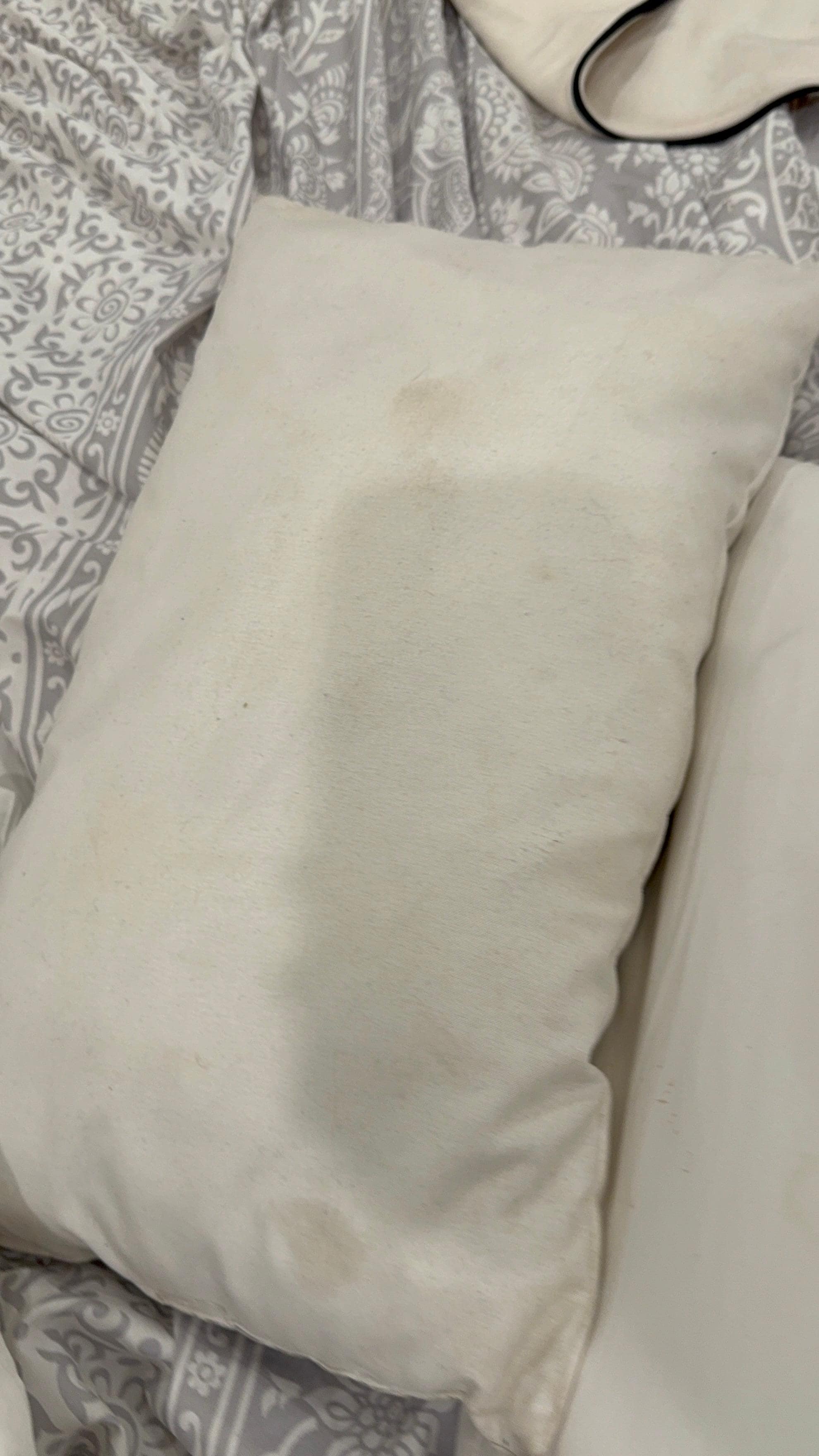 More dirty pillow