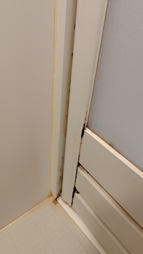 バスユニットの扉