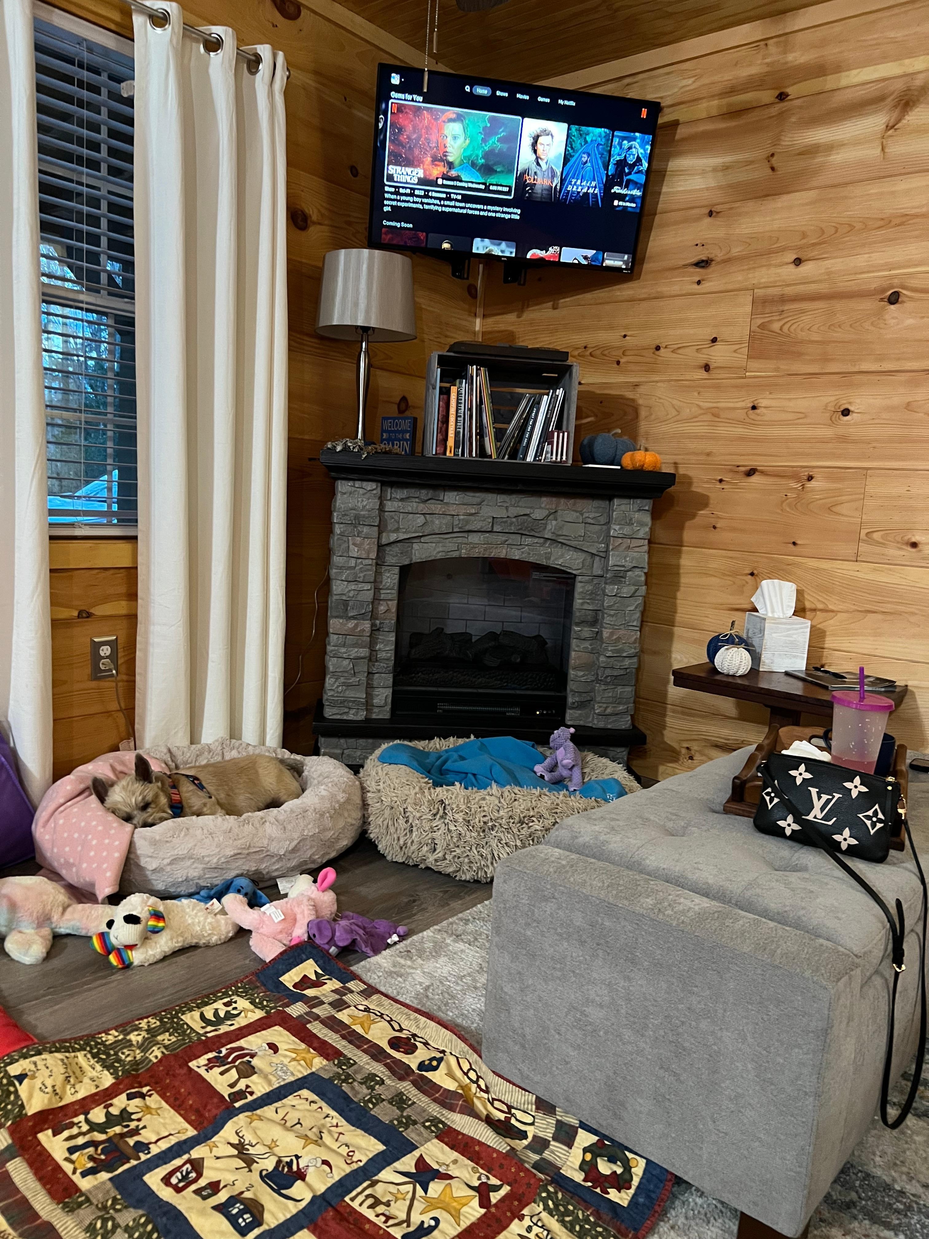 Room for pet beds 😀