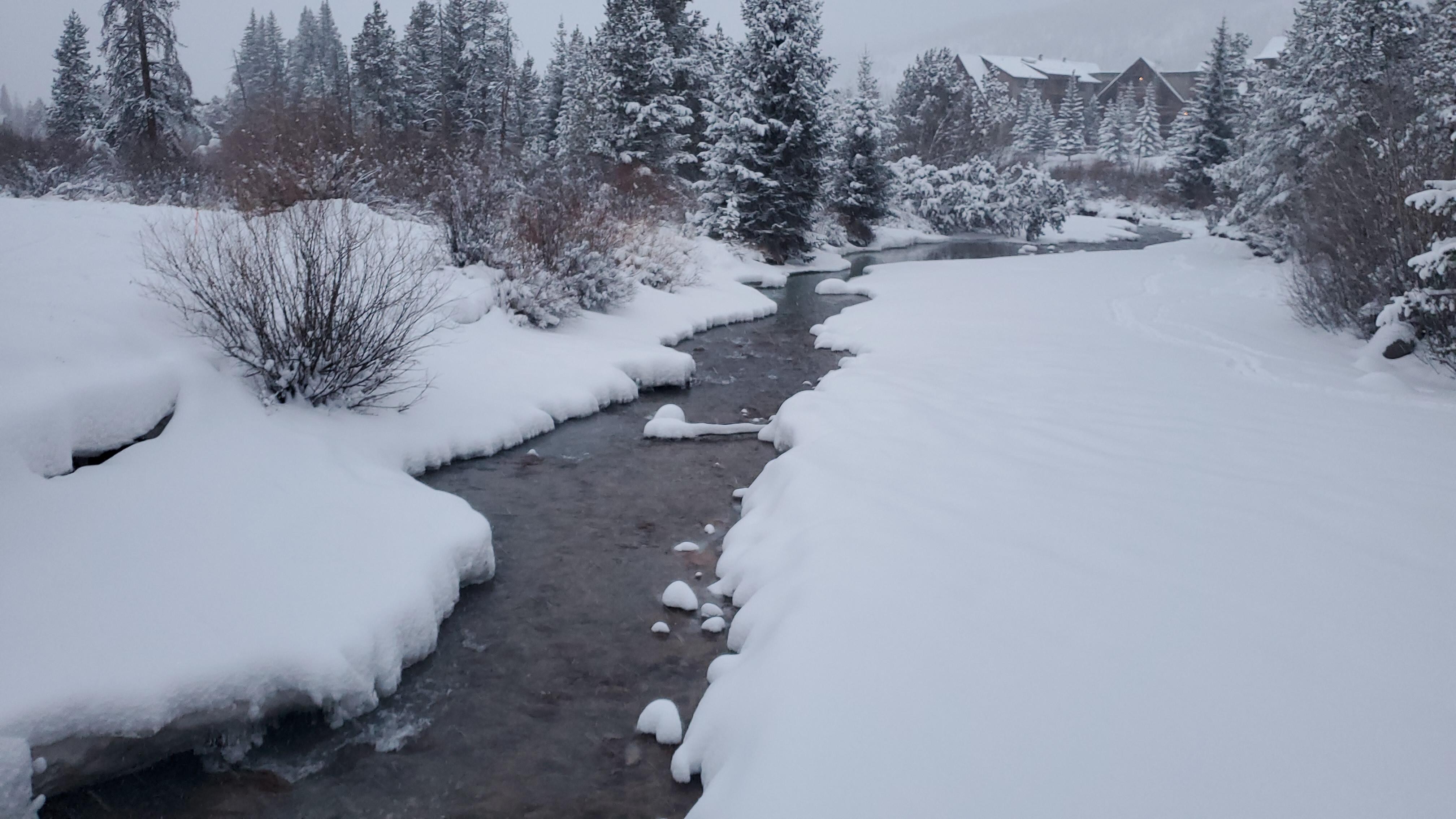 Stream along the walk to the lifts