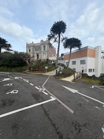 Hôtel vue du parking